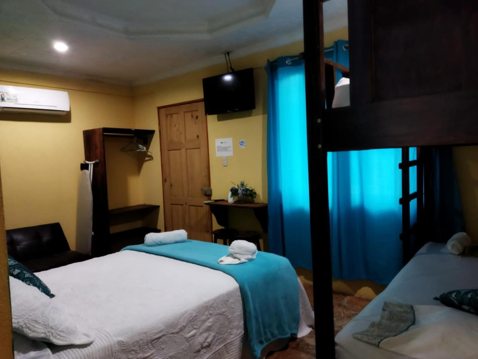 Hospedaje La Galerie Ciudad Cortés 객실 사진